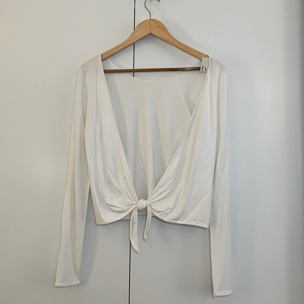 Aritzia long sleeve tie-back top, medium